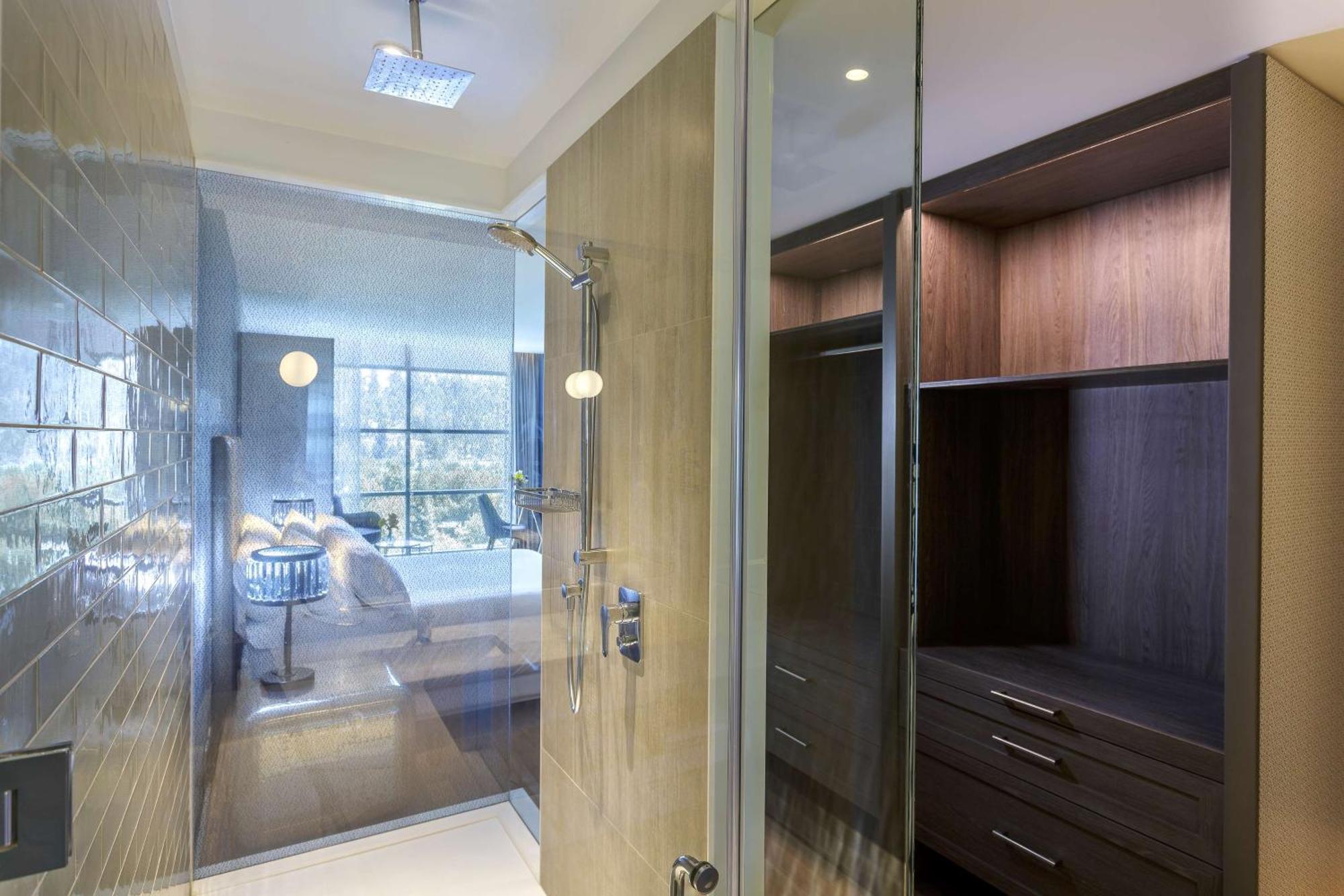 Nh Collection Casacostanera Hotel Santiago