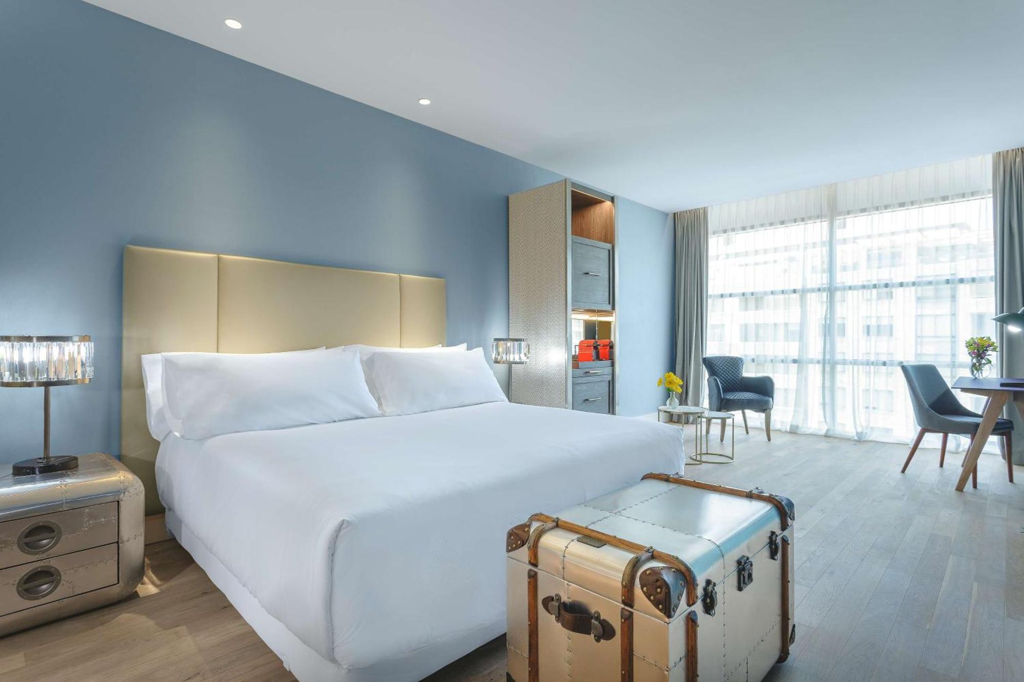 Nh Collection Casacostanera 4* Santiago